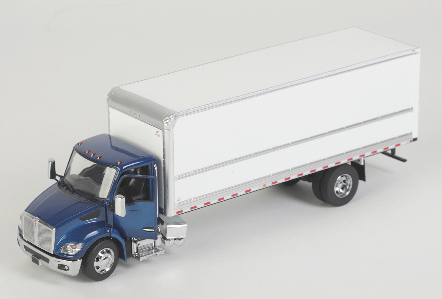 Kenworth T380 mit Laderaum-1