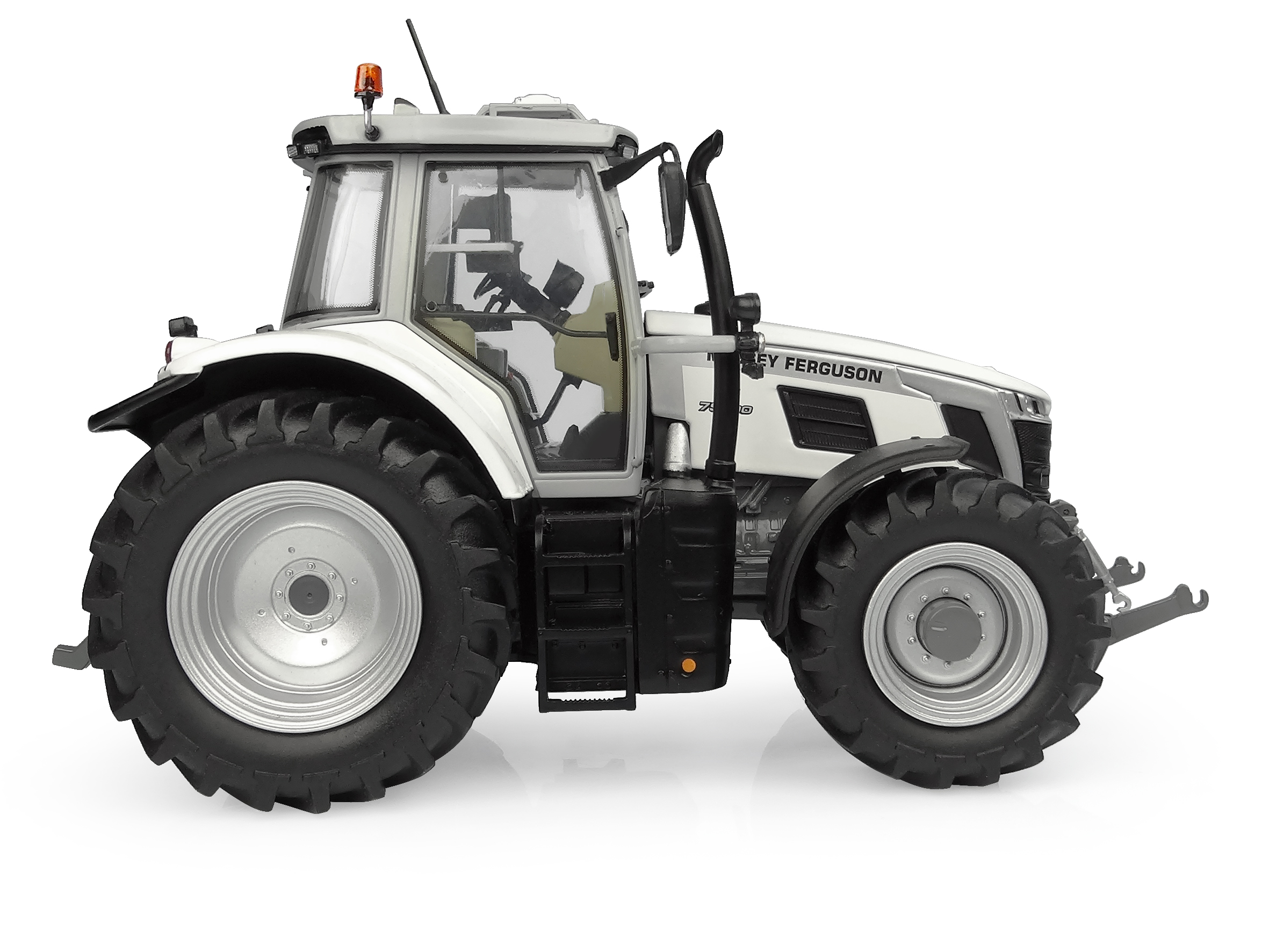 Massey Ferguson 7S.190 White Lim. Edt. 2023 Modell von Universal Hobbies 1:32