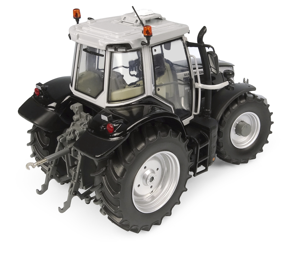 Massey Ferguson 6S.180 Black Beauty 2023 Modell von Universal Hobbies 1:32