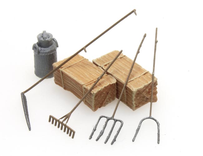 Bauernhofwerkzeuge (Fertigmodell koloriert) Modell von Artitec 1:87