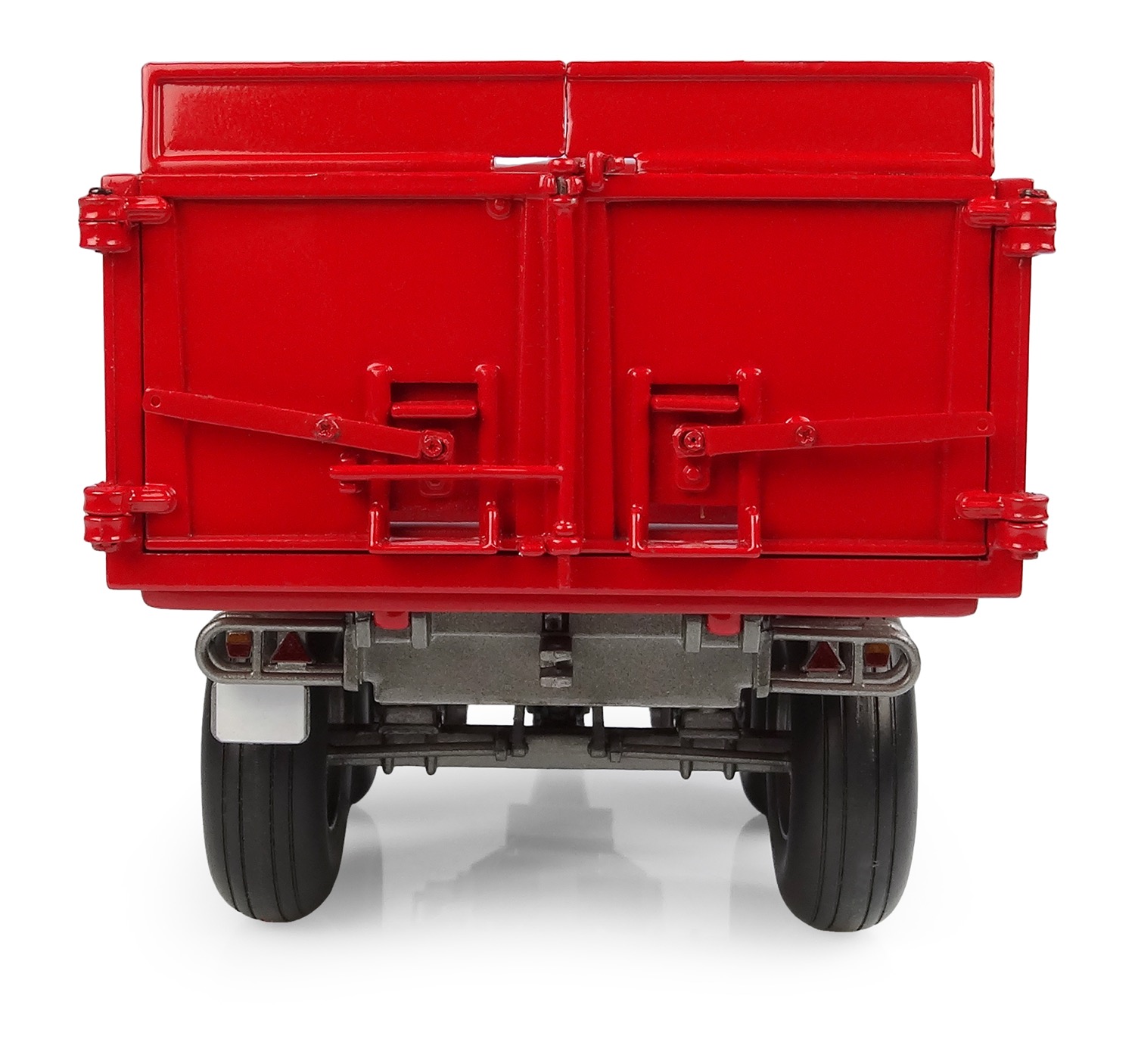 Massey Ferguson 212 Trailer 2nd Version Modell von Universal Hobbies 1:32