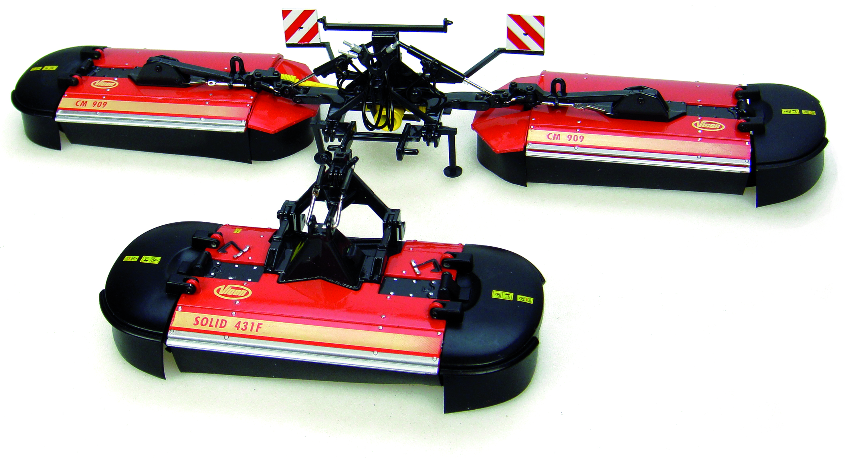 Vicon Solid 431F + CM 909 Modell von Universal Hobbies 1:32