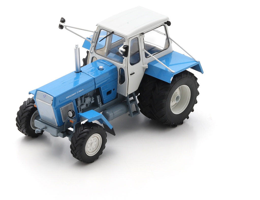 Fortschritt ZT 305-A mit Zwillingsbereifung Modell von Schuco 1:32