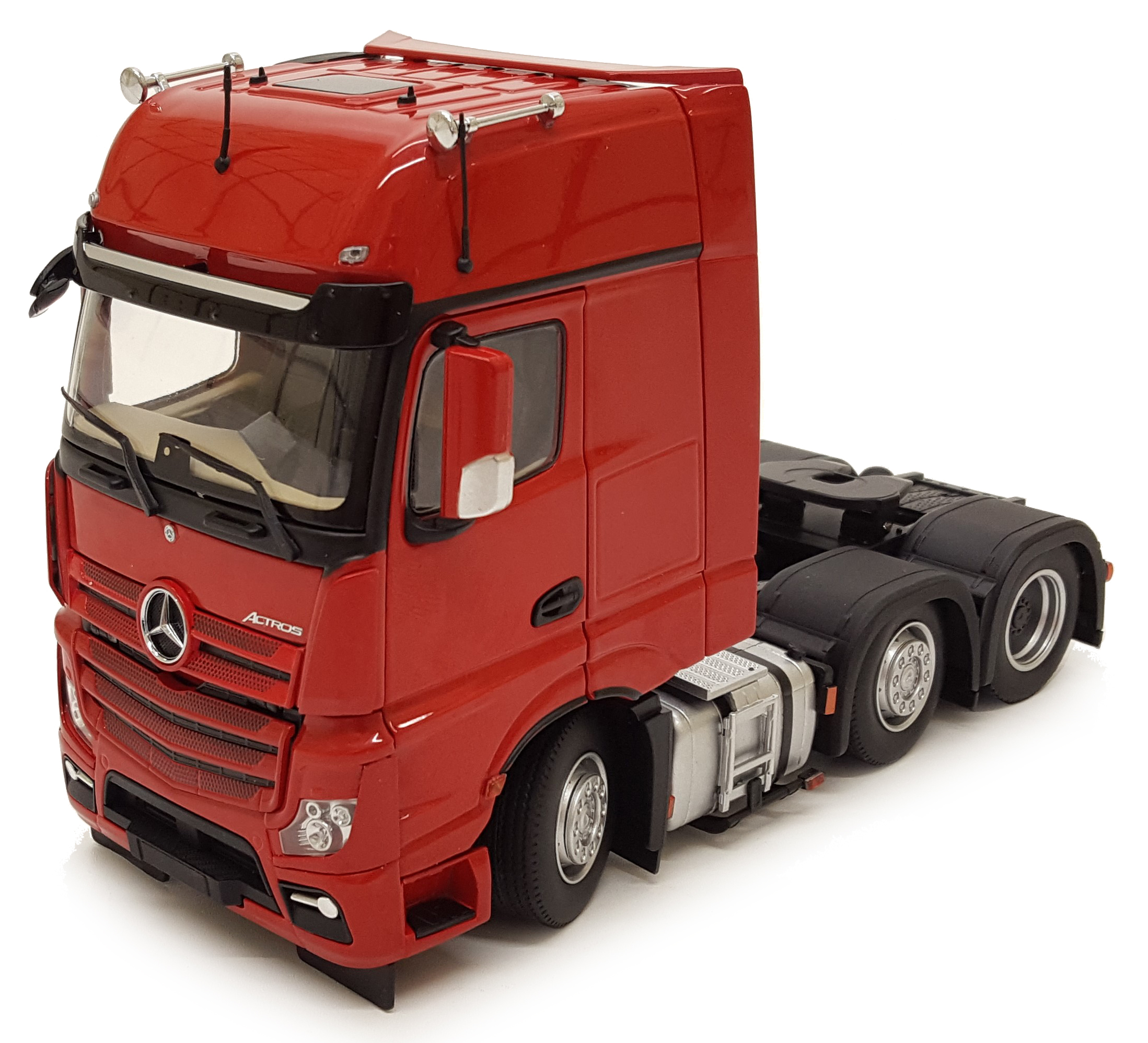 Mercedes-Benz Actros GigaSpace 6 x 2 rot Modell von MarGe Models 1:32