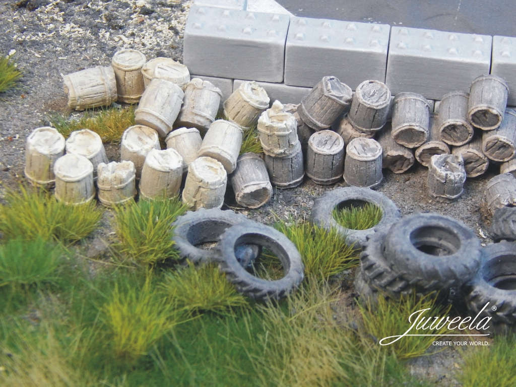 Alte Holzfässer hell und dunkel je 44 Stück-1