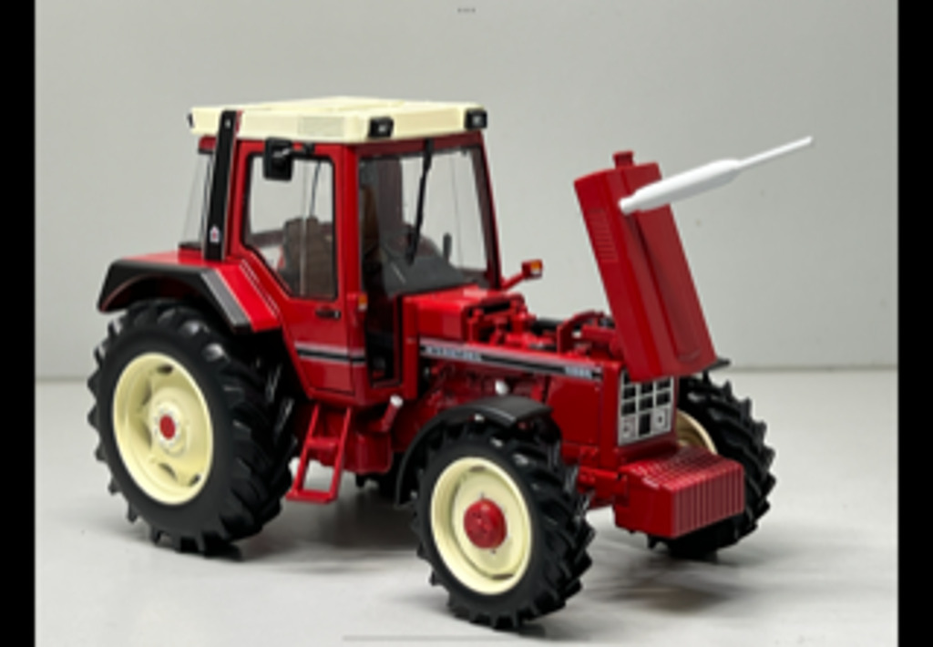 IHC 1056 XL Modell von Replicagri 1:32