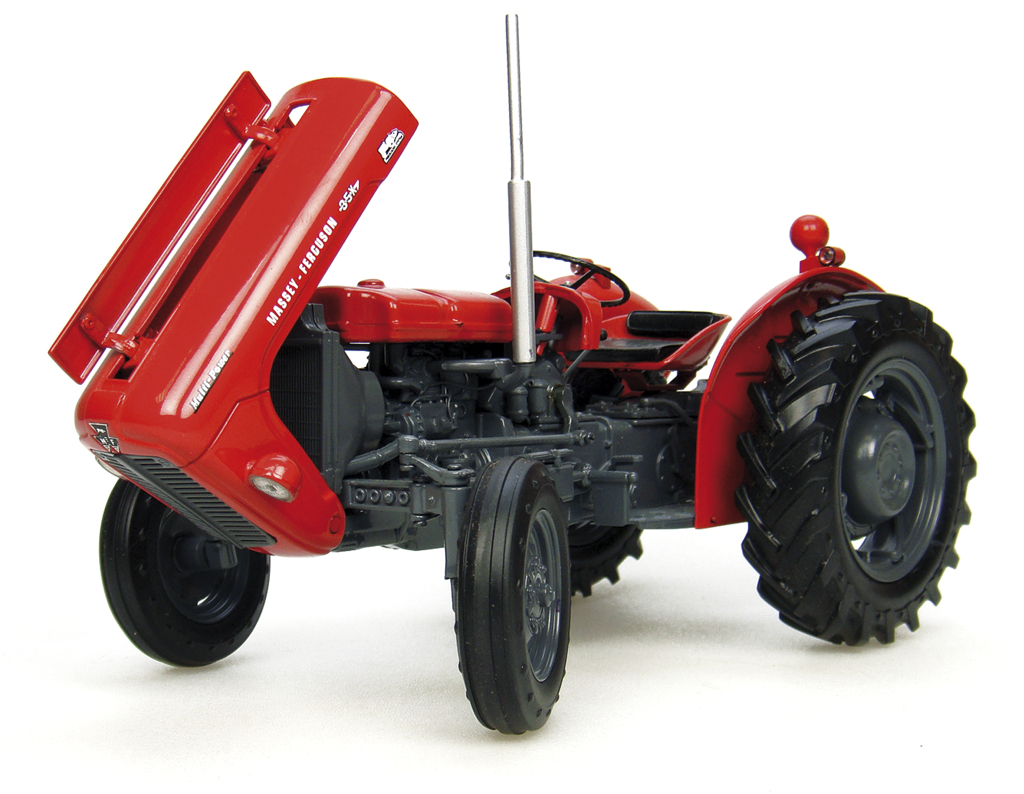 Massey Ferguson 35X Modell von Universal Hobbies 1:16