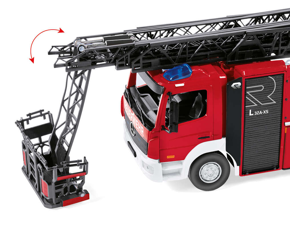 MB Atego DL L32A-XS 3.0 Rosenbauer Feuerwehr Modell von WIKING 1:43