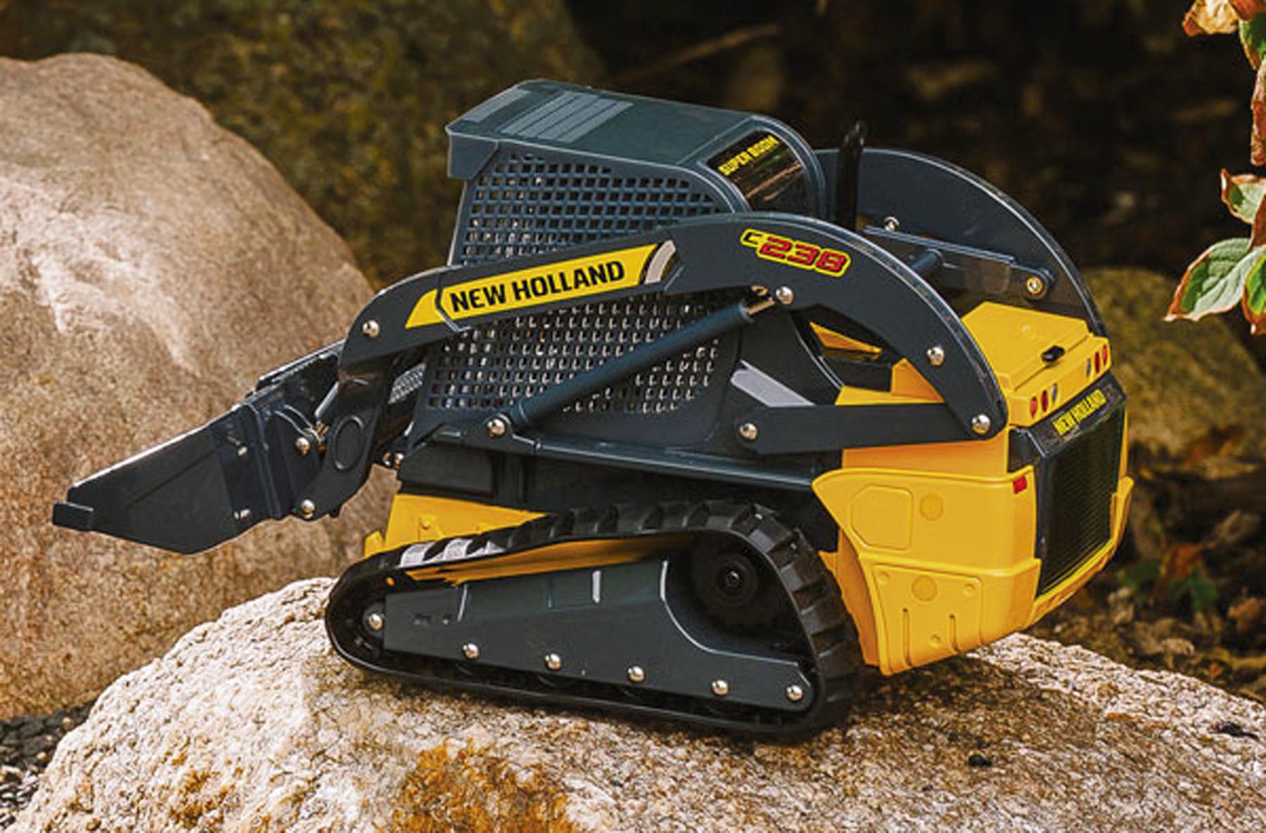 New Holland C238 Kompaktlader Modell von Ertl 1:16