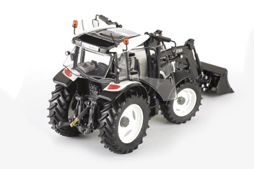 Valtra A4 mit Frontlader weiß Modell von ROS 1:32