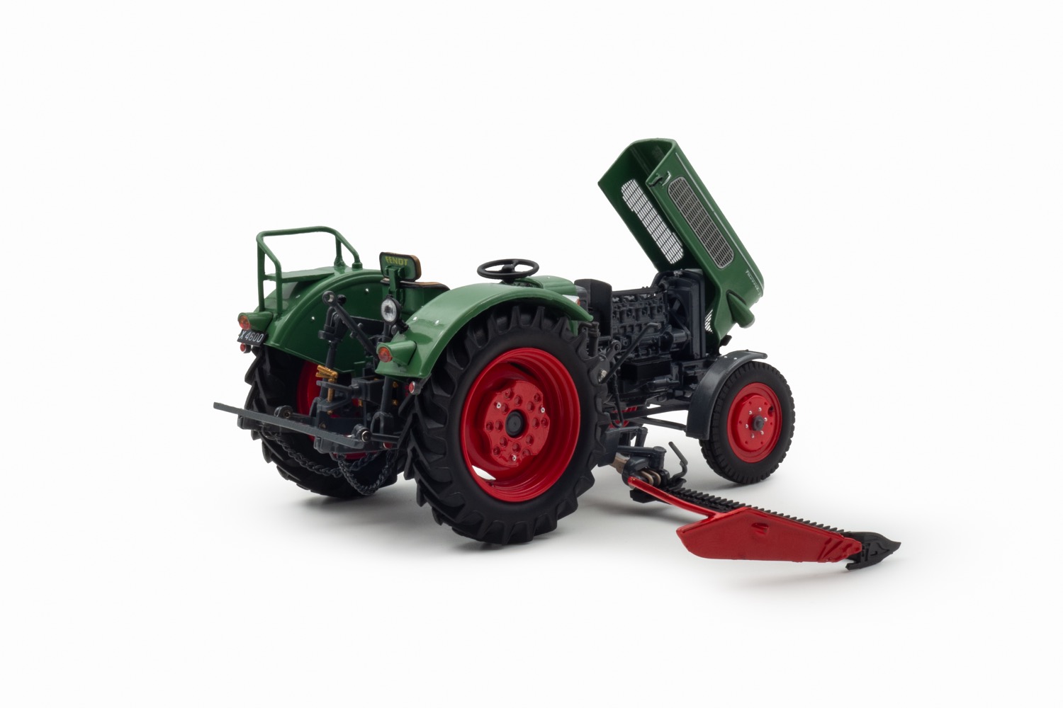 Fendt Favorit 3 2WD mit Mähbalken Modell von ROS 1:32