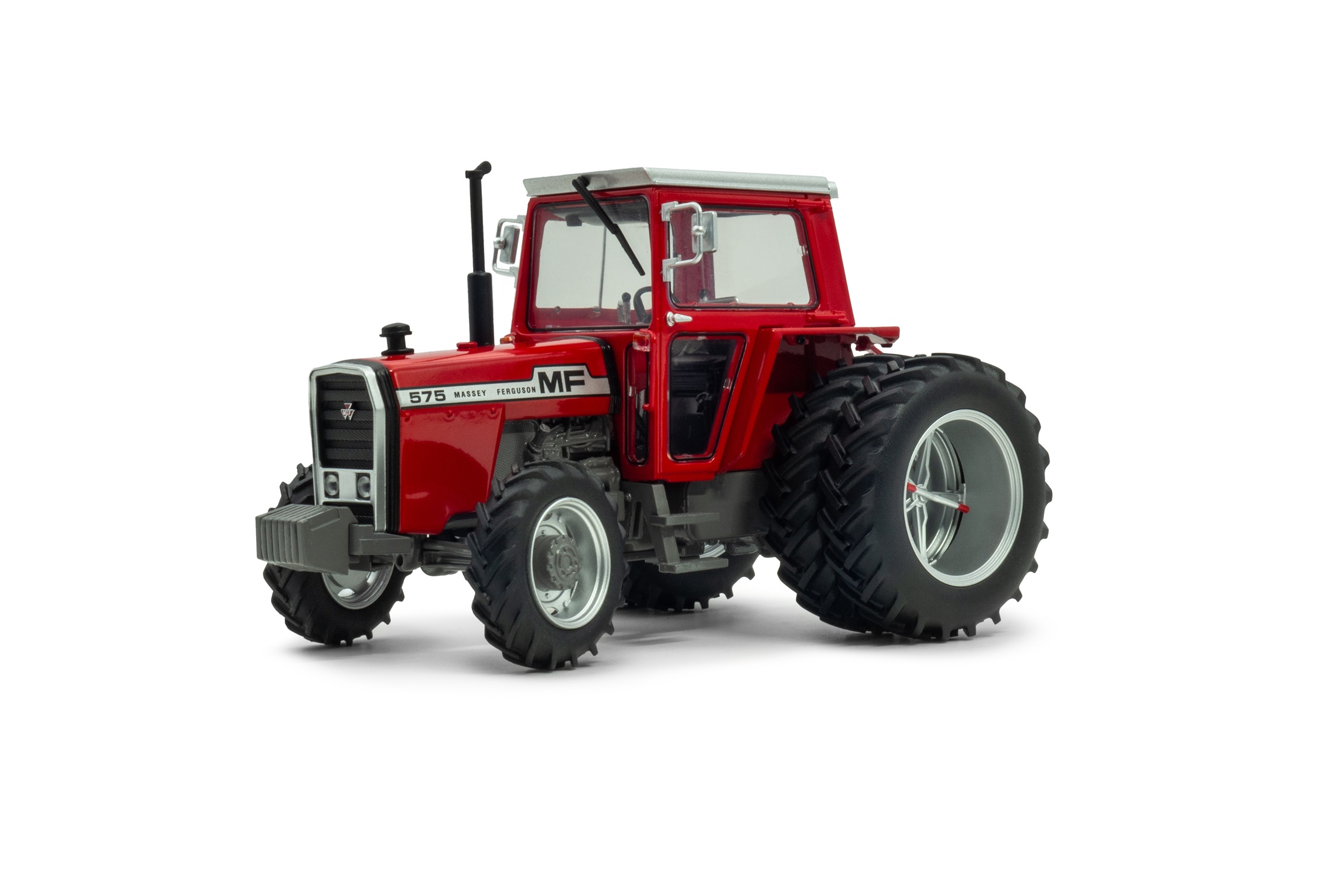 Massey Ferguson 575 4WD mit Molcon Zwillingsbereifung Modell von Universal Hobbies 1:32