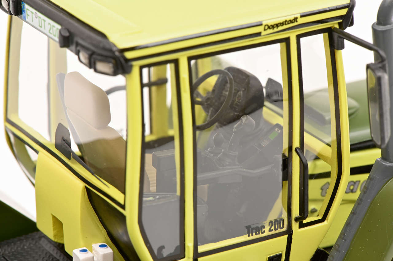 Doppstadt Trac 200 grün/dunkelgrün Modell von Schuco 1:32