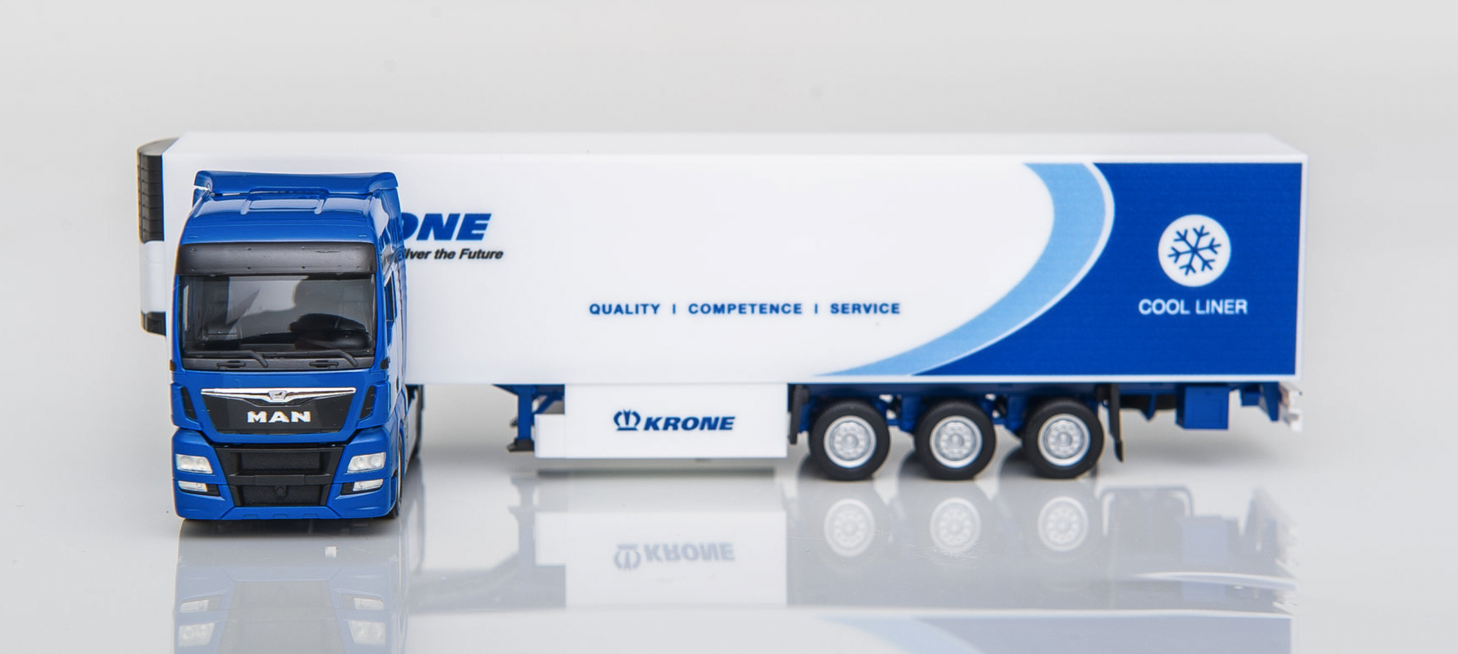 MAN Cool Liner Lkw „Krone“ Modell von herpa 1:87