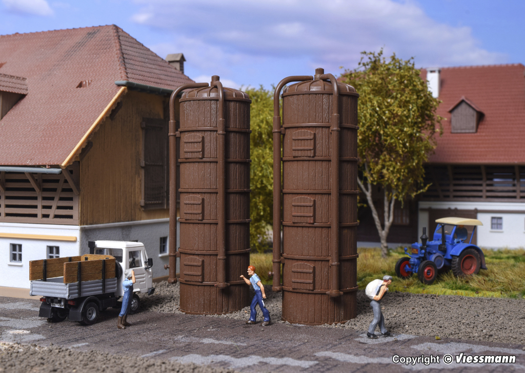 Getreidesilo 2 Stück Bausatz Modell von Vollmer 1:87