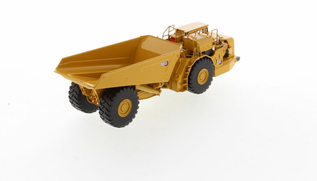 CAT AD45 Untertagebau Muldenkipper Modell von DieCast Masters 1:50