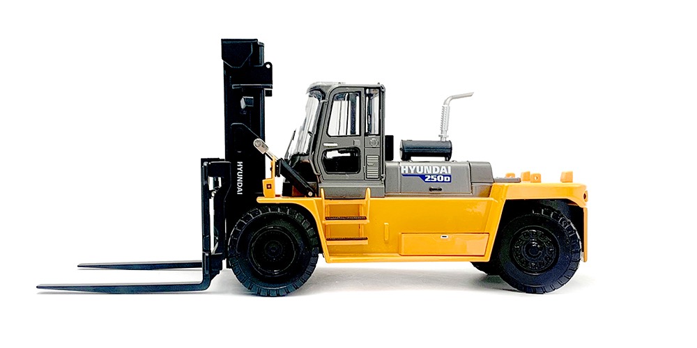 Hyundai 250D Gabelstapler Modell von Imc Models 1:30