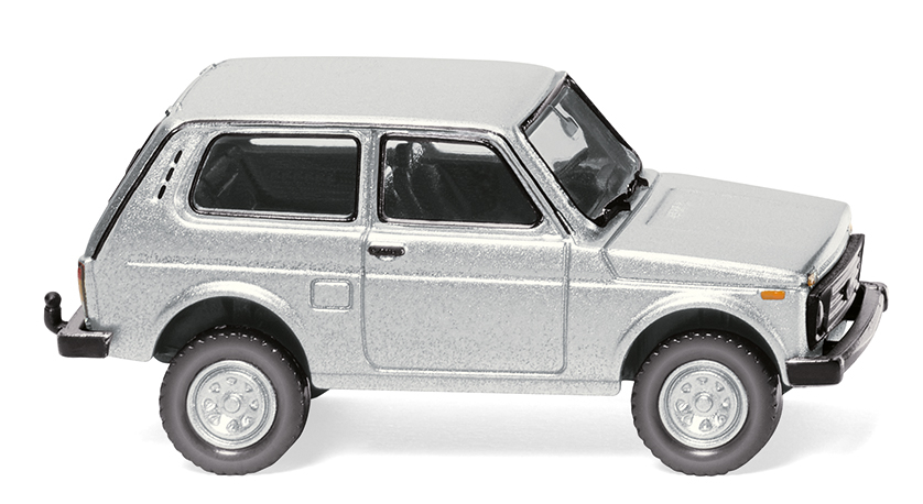 Lada Niva siber metallic-1