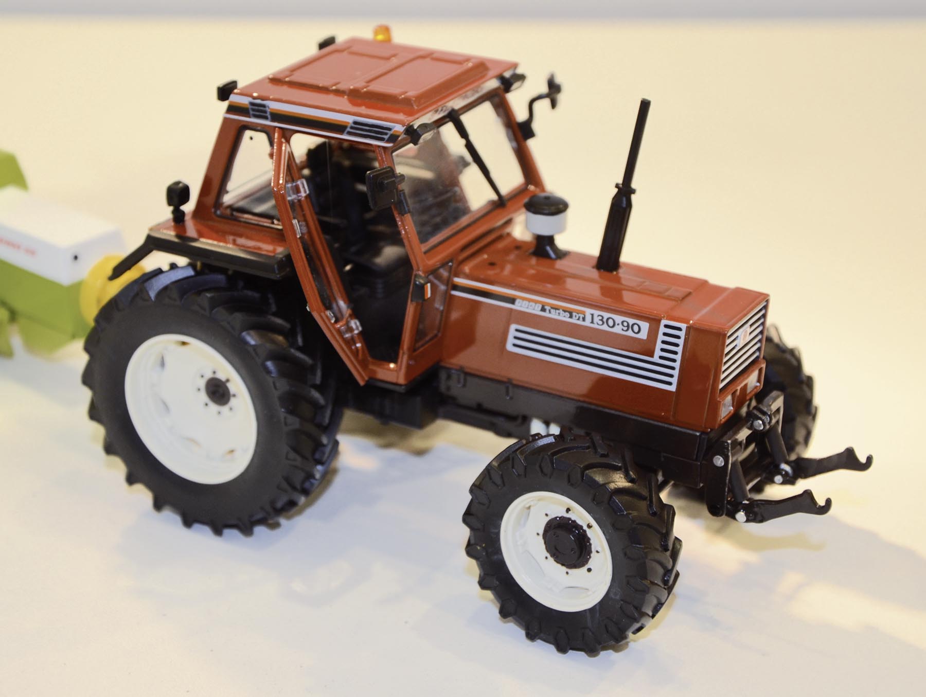 Fiat 130-90 DT Modell von Replicagri 1:32