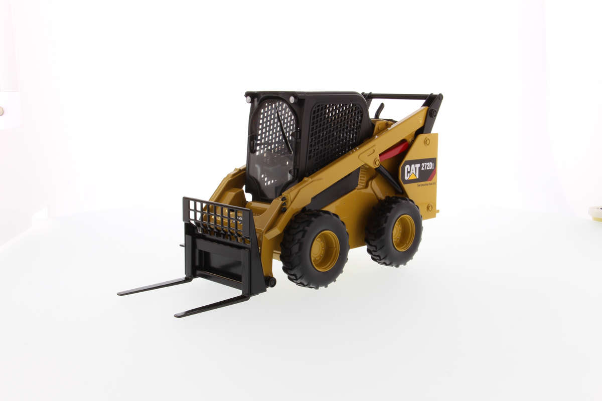 CAT 272D2 Kompaktlader Modell von DieCast Masters 1:16