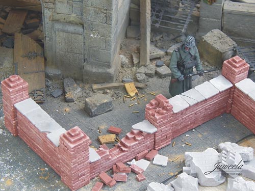 Ziegelmauer mit losen Ziegeln  - 4 Elemente und Pfeiler Modell von Juweela M 1:32/35