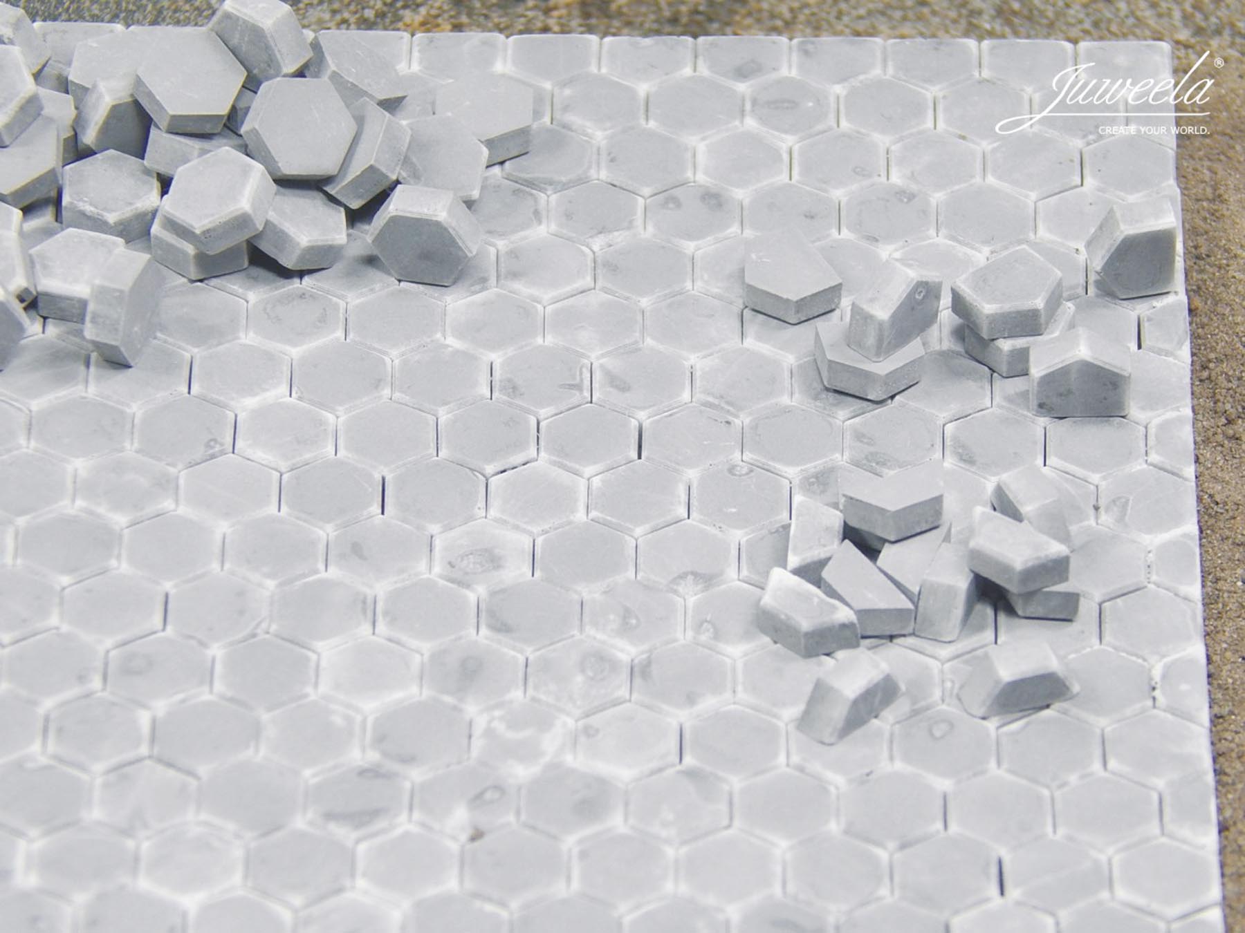 Pflastersteine Hexa hellgrau (sortiert) Modell von Juweela 1:32