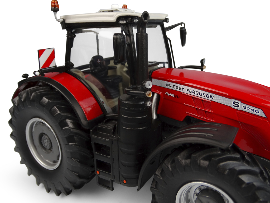 Massey Ferguson 8740 S (2019) Modell von Universal Hobbies 1:32