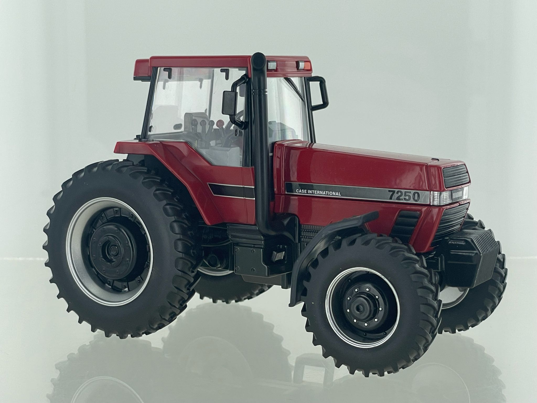 Case IH Magnum 7250 Lim. Edt. Modell von Britains 1:32