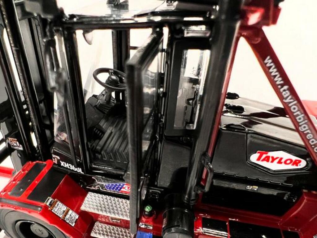 Taylor XH-360L Gabelstapler Modell von Bymo 1:50
