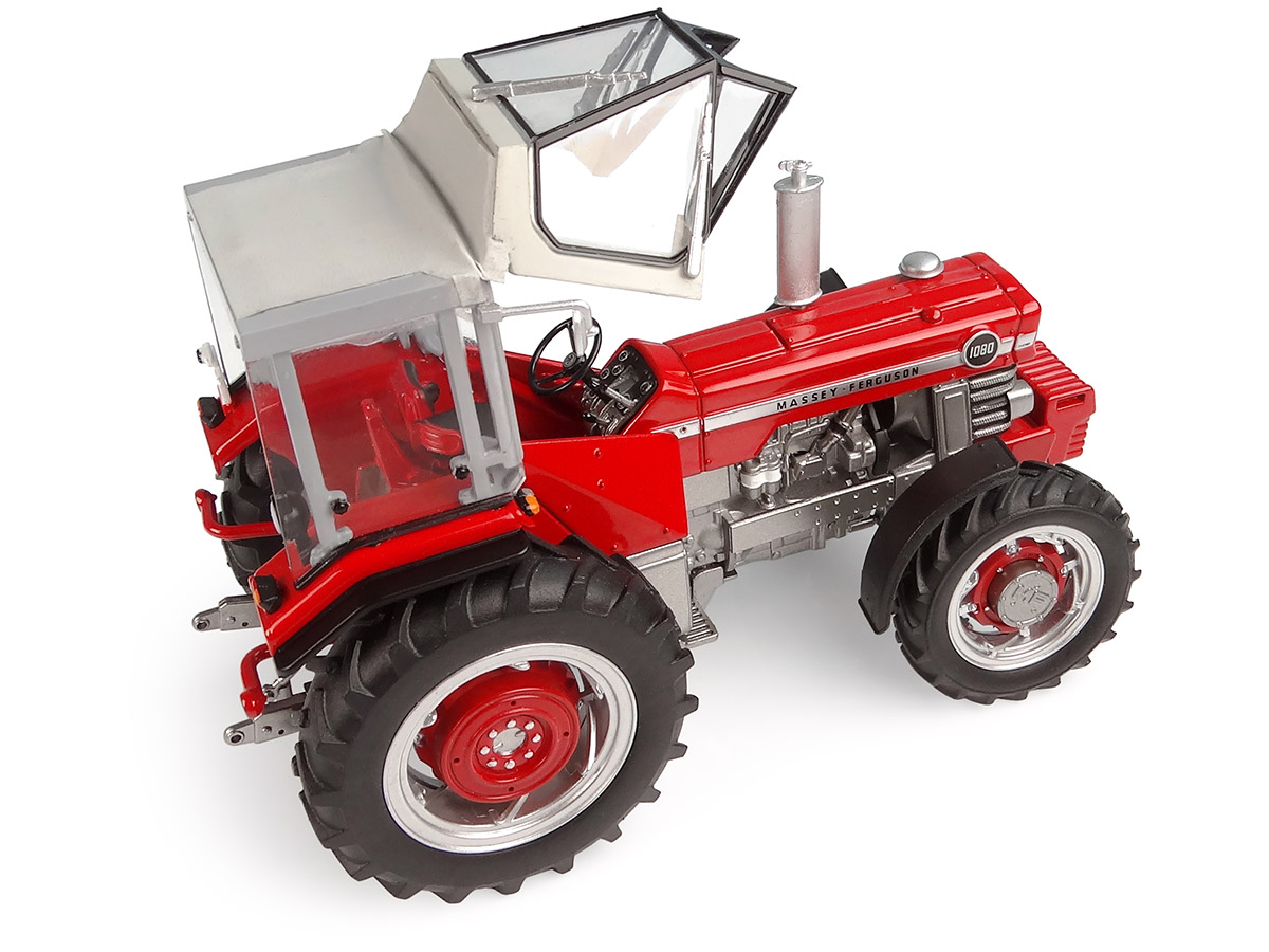 Massey Ferguson 1080 mit Peko Kabine Modell von Universal Hobbies 1:32