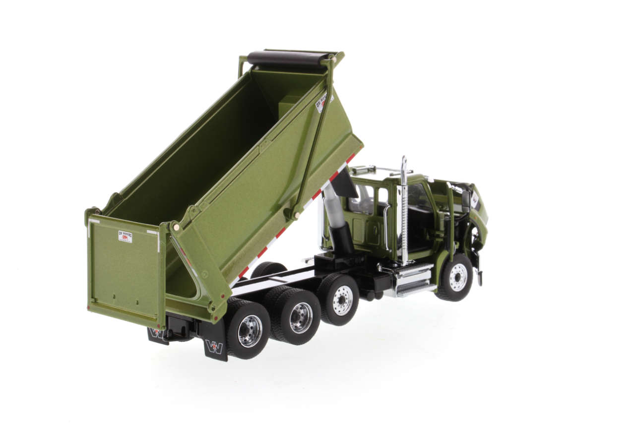 Western Star 49X SBFA Ox Stampede Muldenkipper olivgrün Modell von DieCast Masters 1:50