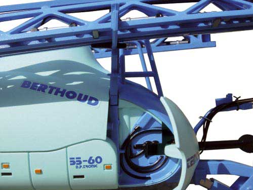 Berthoud Tenor Feldspritze9580015889100   Modell von Replicagri 1:32