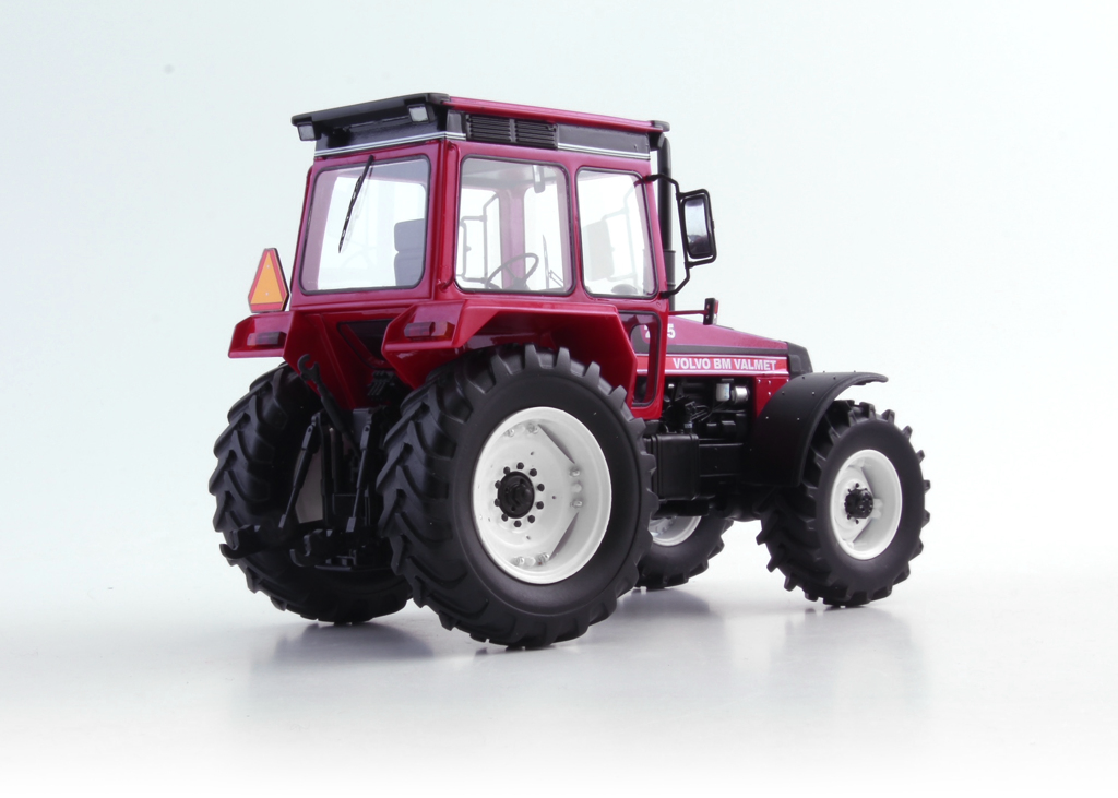 Volvo BM Valmet 2105 Limited Edition Modell von AutoCult 1:32