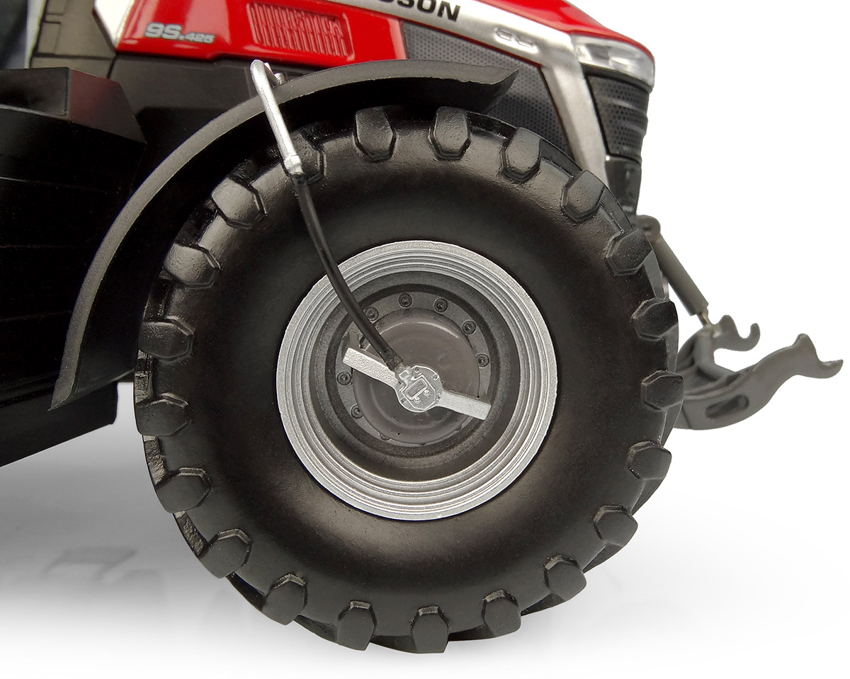 Massey Ferguson 9S.425 Production Version Modell von Universal Hobbies 1:32