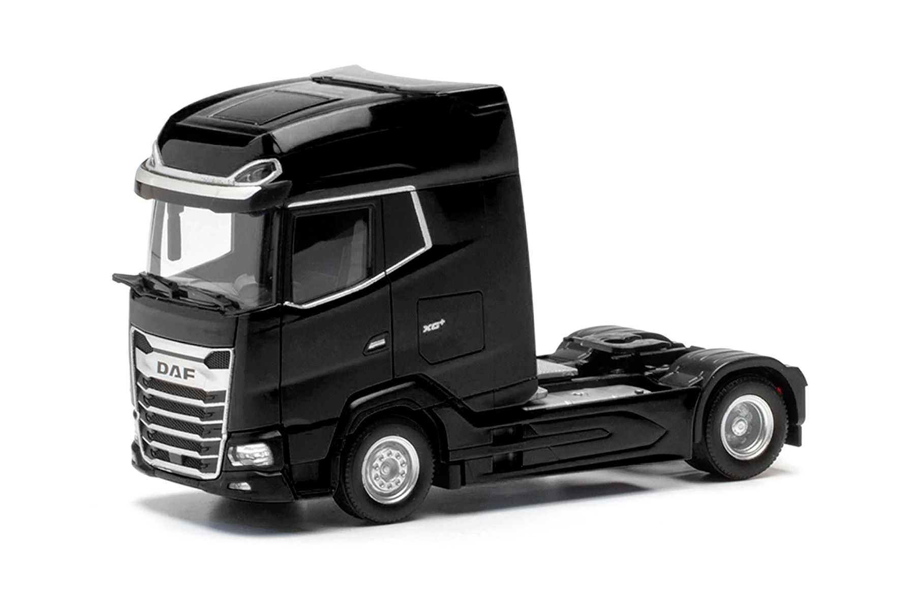 DAF XG+ Zugmaschine 2achs, schwarz Modell von herpa 1:87