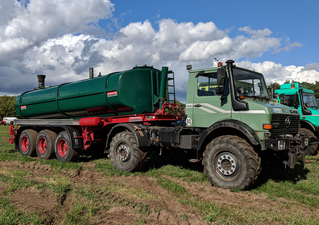 Unimog 2150 Poster-1