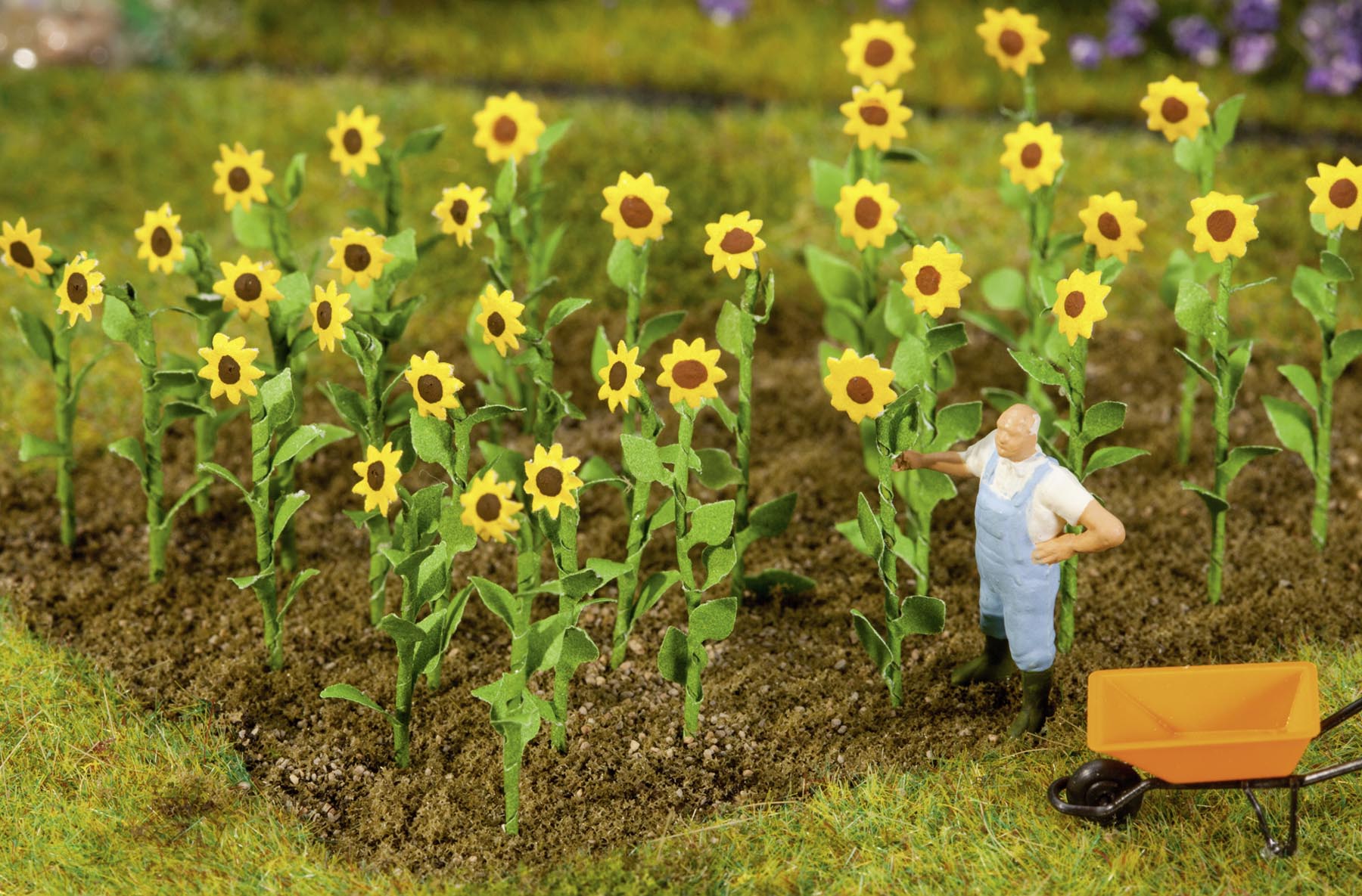 16 Sonnenblumen Modell von Gebr. Faller 1:87
