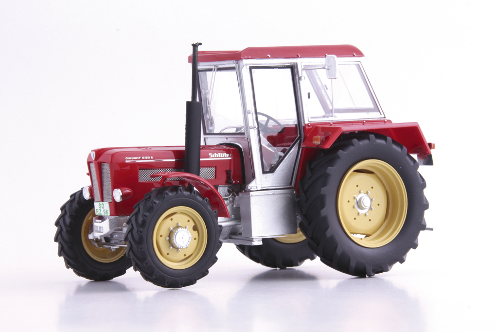 Schlüter Compact 850 V 1st Edition Modell von agrarfox models 1:32