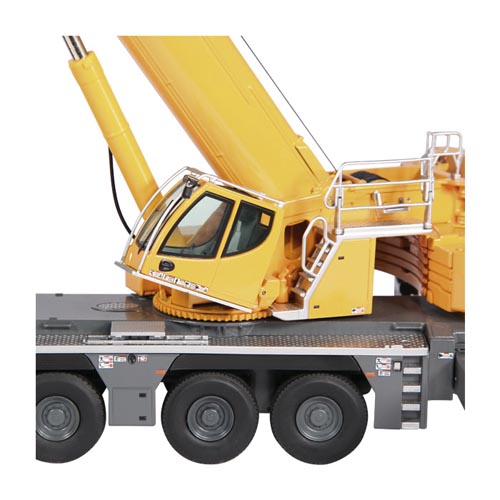 Liebherr LTM 1250-5.1 Mobilkran Modell von NZG 1:50