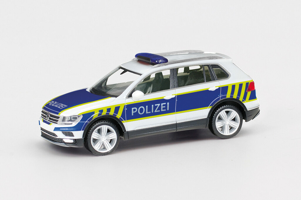 VW Tiguan Polizei Sachsen-Anhalt-1