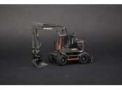 Volvo EWR 150E Nokian Black Edition Lim.Edit. Modell von AT Collections 1:32