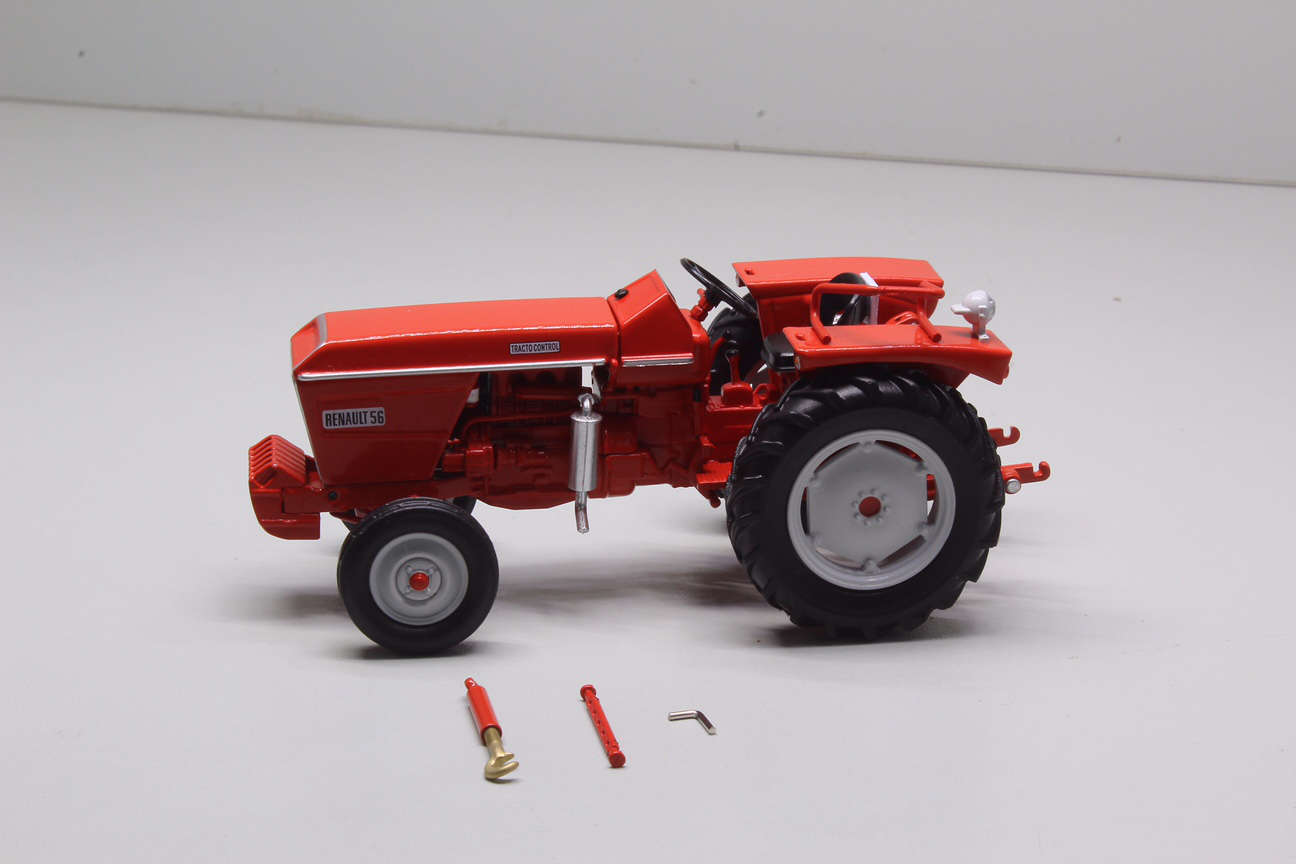 Renault 56 Modell von Replicagri 1:32