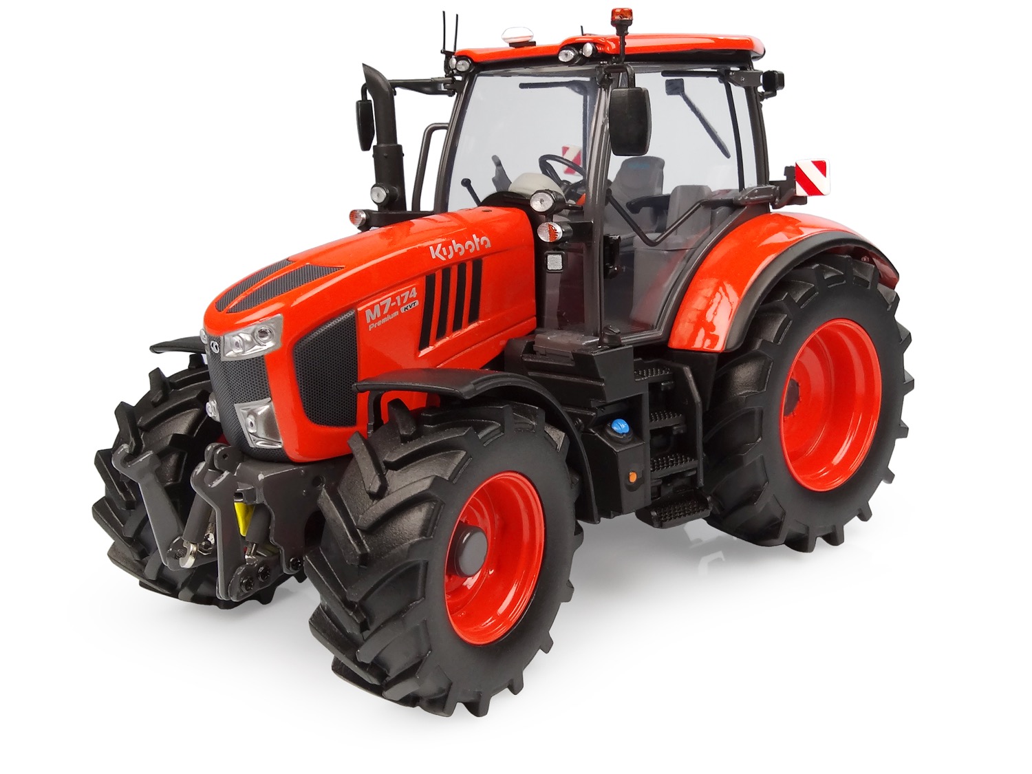 Kubota M7 174 rot Modell von Universal Hobbies 1:32