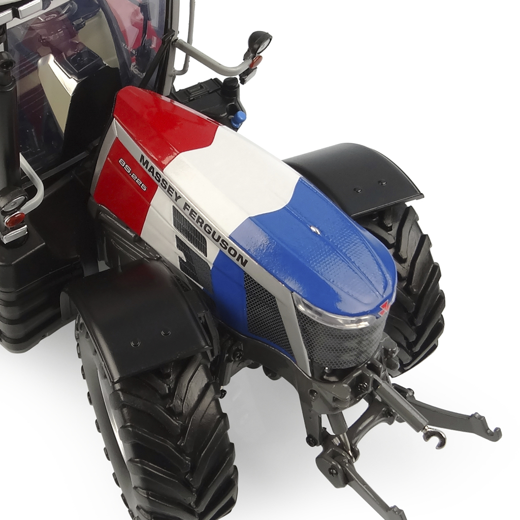 Massey Ferguson 8S.225 Edition Blue Blanc Rouge Limited Editon Modell von Universal Hobbies 1:32
