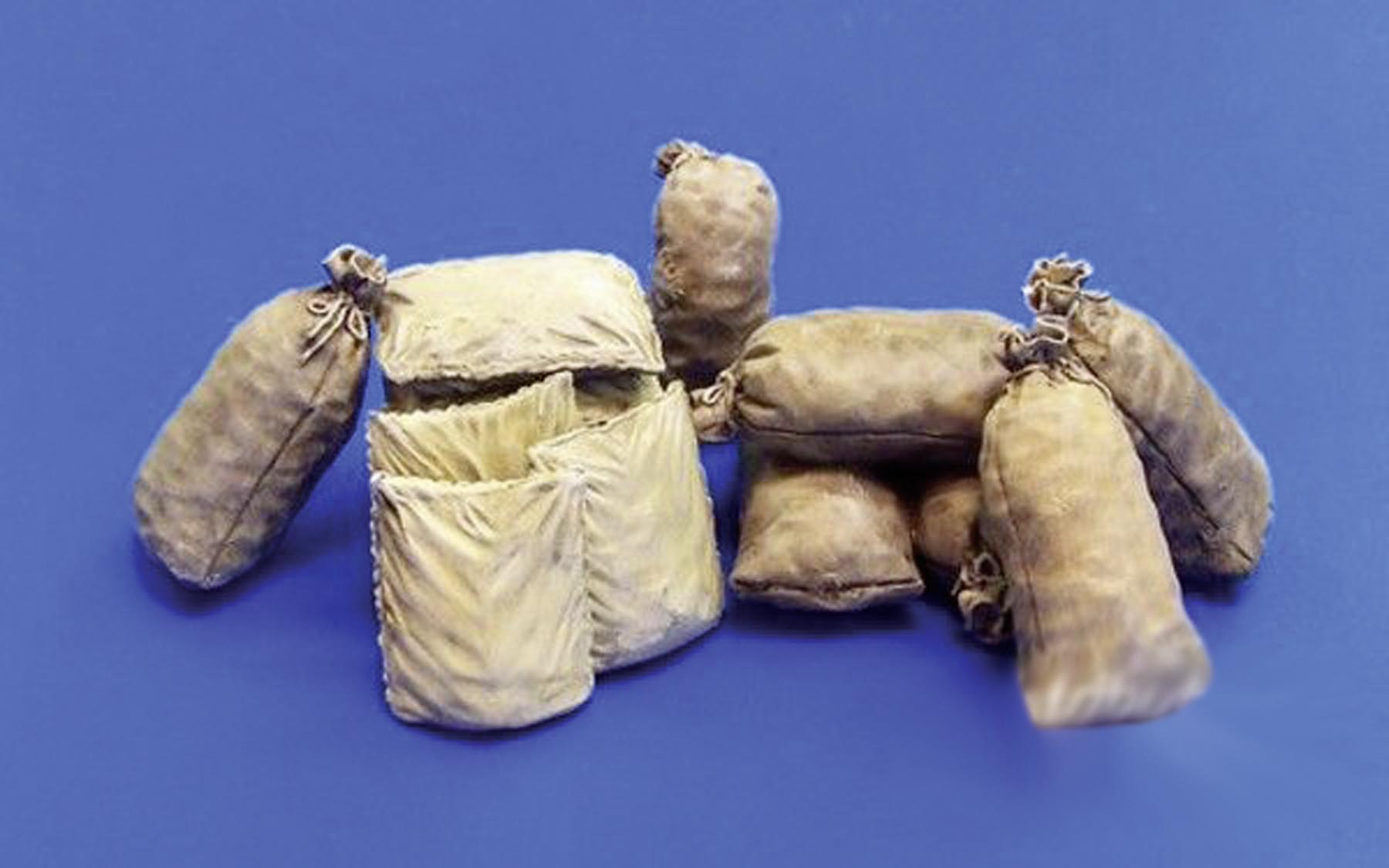 11 Sand- und Kartoffelsäcke Modell von Plus Model 1:35