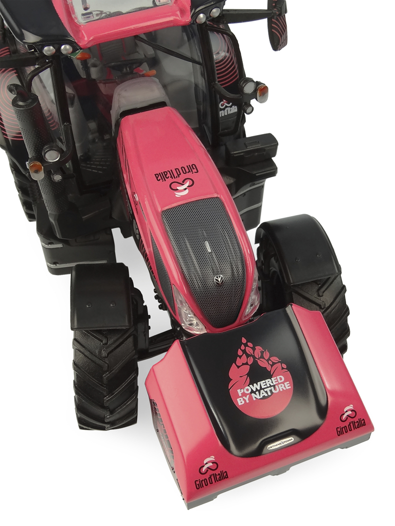 New Holland T6.180 Methane Giro d Italia 2022 Modell von Universal Hobbies 1:32