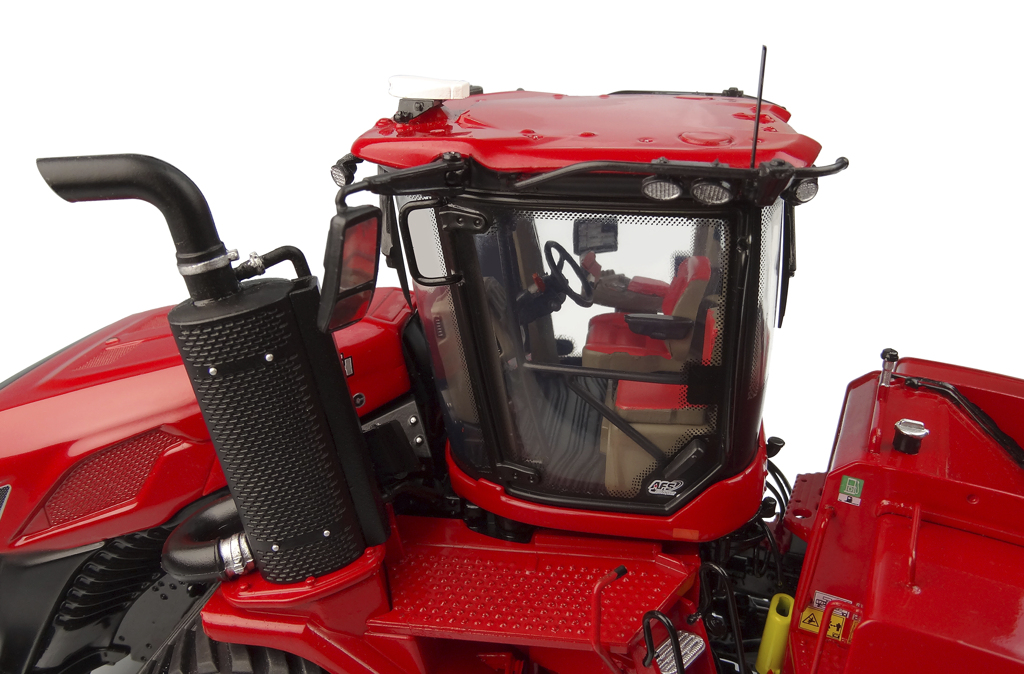 Case IH Quadtrac 715 Modell von Universal Hobbies 1:32