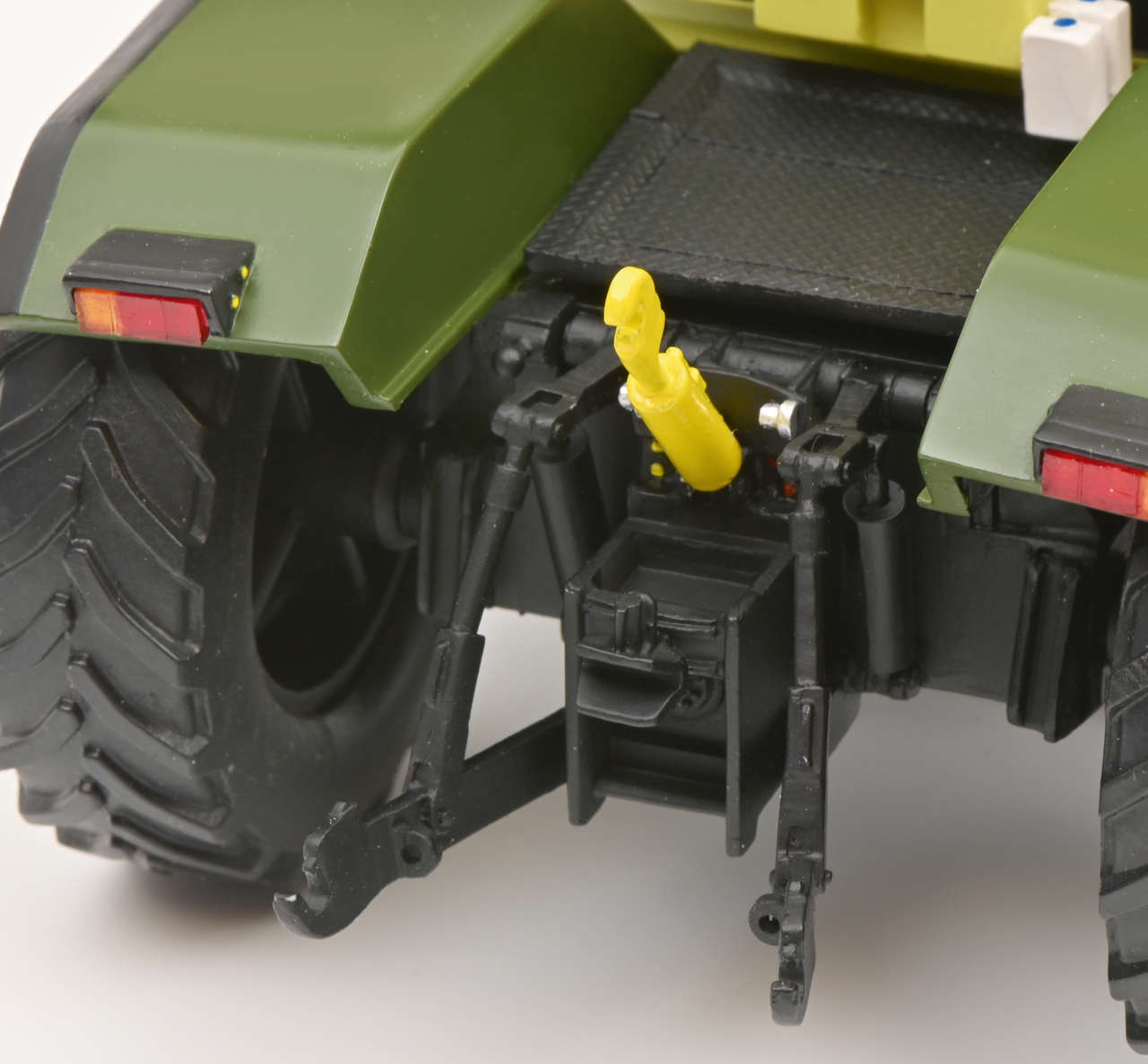 Doppstadt Trac 200 grün/dunkelgrün Modell von Schuco 1:32