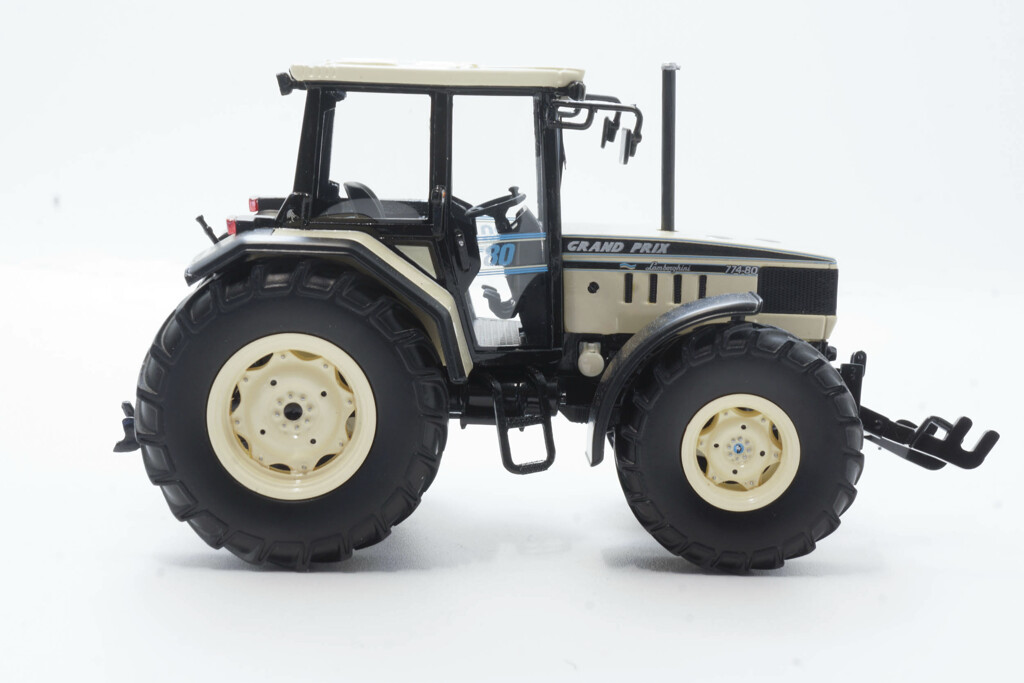 Lamborghini Grand Prix 674-80 Limited Edition Modell von PowerTrac Models 1:32