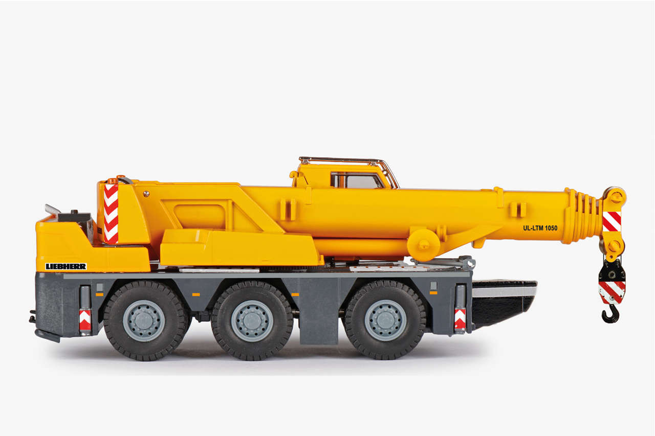 Liebherr LTC 1050 - 3.1 Modell von Conrad 1:50